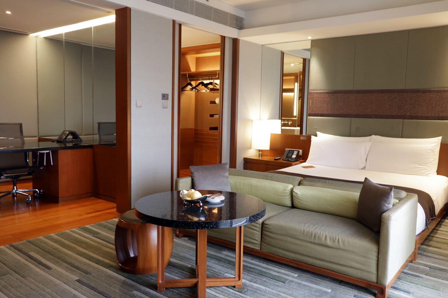 Hansar Bangkok Hotel Екстериор снимка