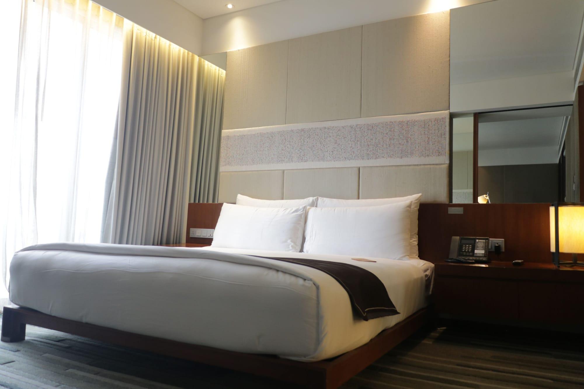 Hansar Bangkok Hotel Екстериор снимка