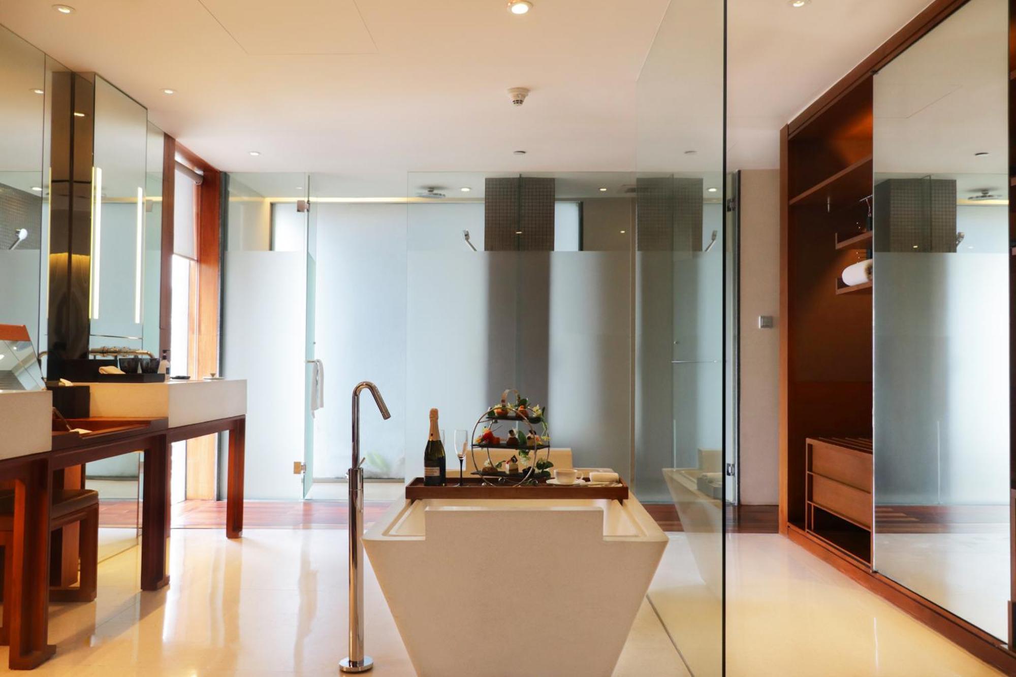 Hansar Bangkok Hotel Екстериор снимка