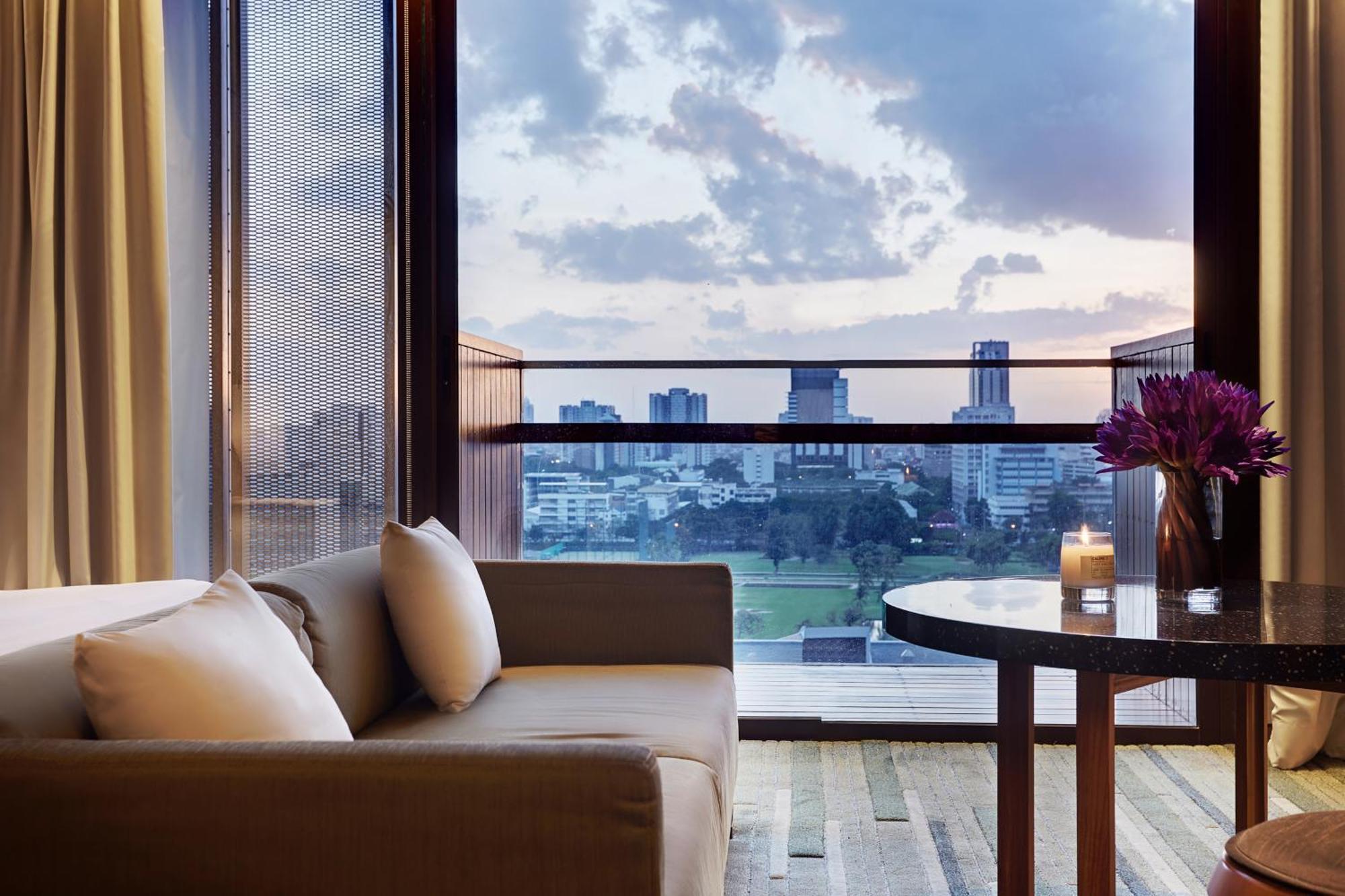 Hansar Bangkok Hotel Екстериор снимка